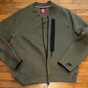 Nike Khaki Green Sweatshirt with Black Trim